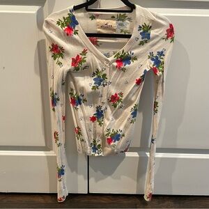 Hollister floral heart button up cardigan sweater